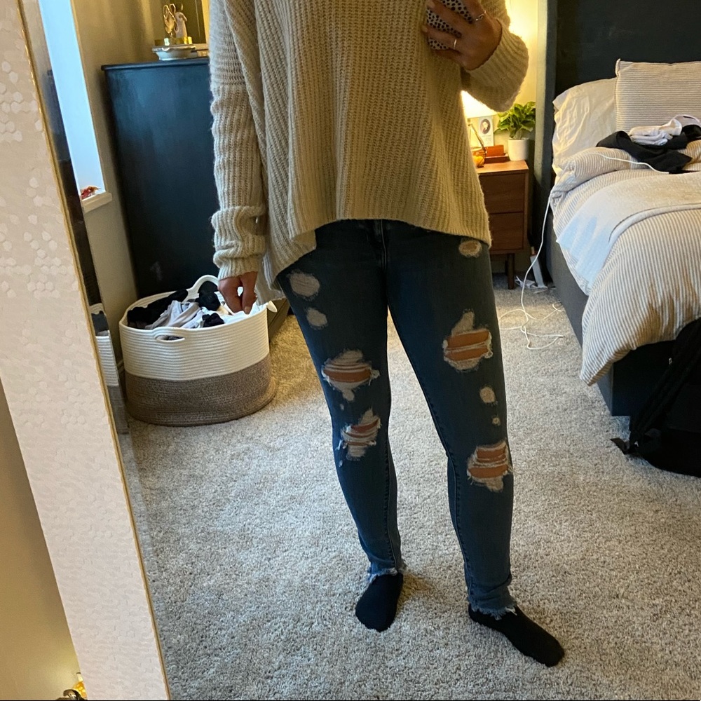 711 Skinny Levi Women’s Jeans